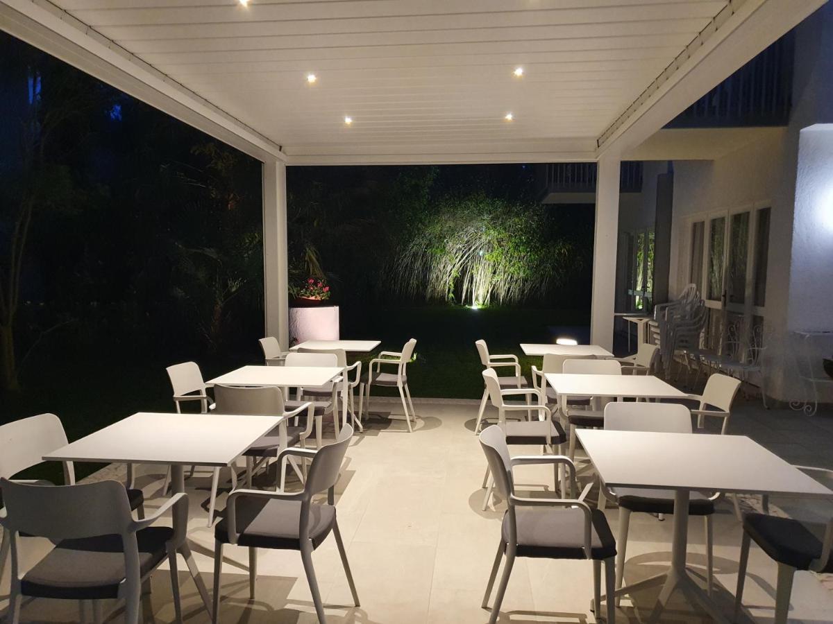 Hotel Eurovil Garni 리그나노 사비아도로 외부 사진
