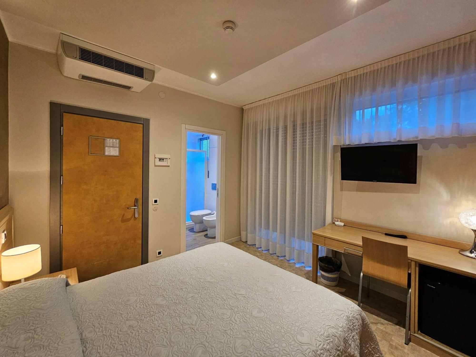 Hotel Eurovil Garni 리그나노 사비아도로 외부 사진