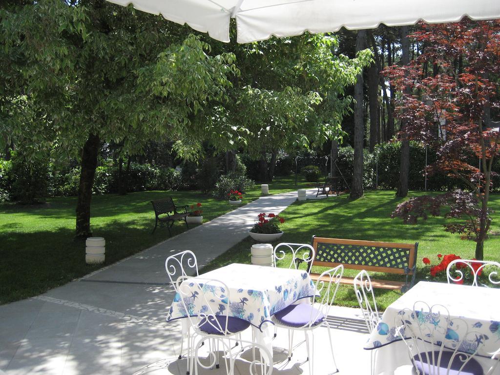 Hotel Eurovil Garni 리그나노 사비아도로 외부 사진